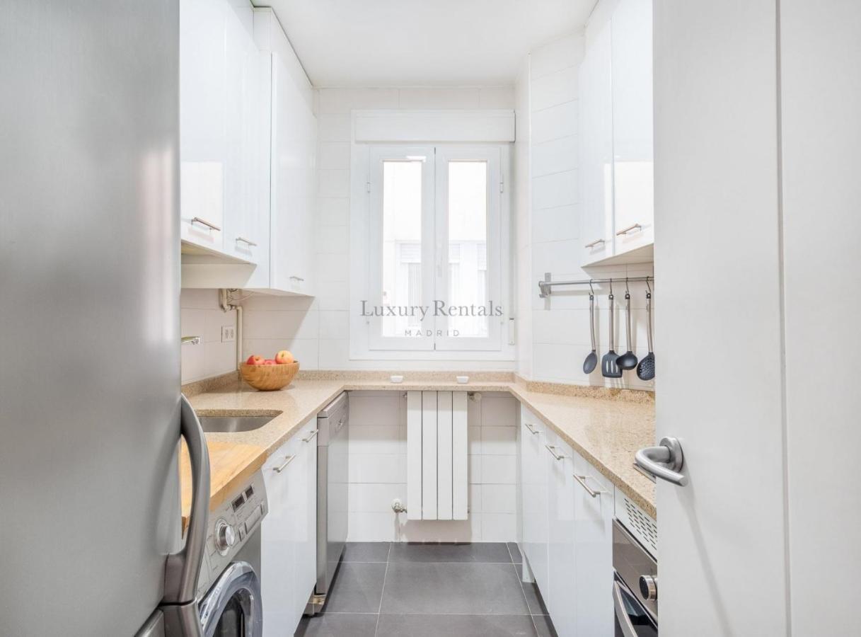 Charming 2-Bedroom Apartment In Retiro Perfect Madrid Location Exteriör bild